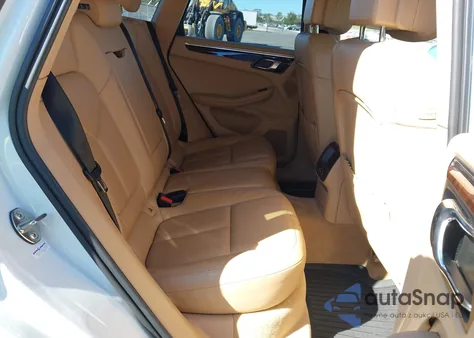 2015 Porsche Macan S z USA, uszkodzony, nr VIN WP1AB2A53FLB68032